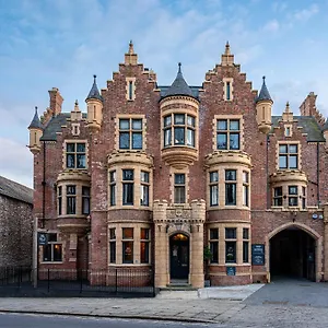 The Fleece Hotel