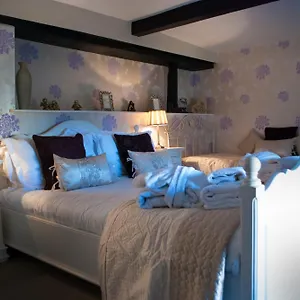 The Castle House Bed & Breakfast